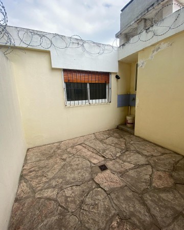 SE VENDE DEPARTAMENTO TIPO CASA 2 DORM CERCA CIUDAD UNIVERSITARIA