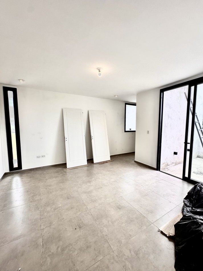 Alquilo Hermoso Duplex a estrenar tipo CASA en Mansos del Sur