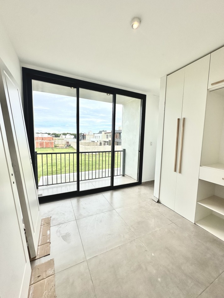 Alquilo Hermoso Duplex a estrenar tipo CASA en Mansos del Sur