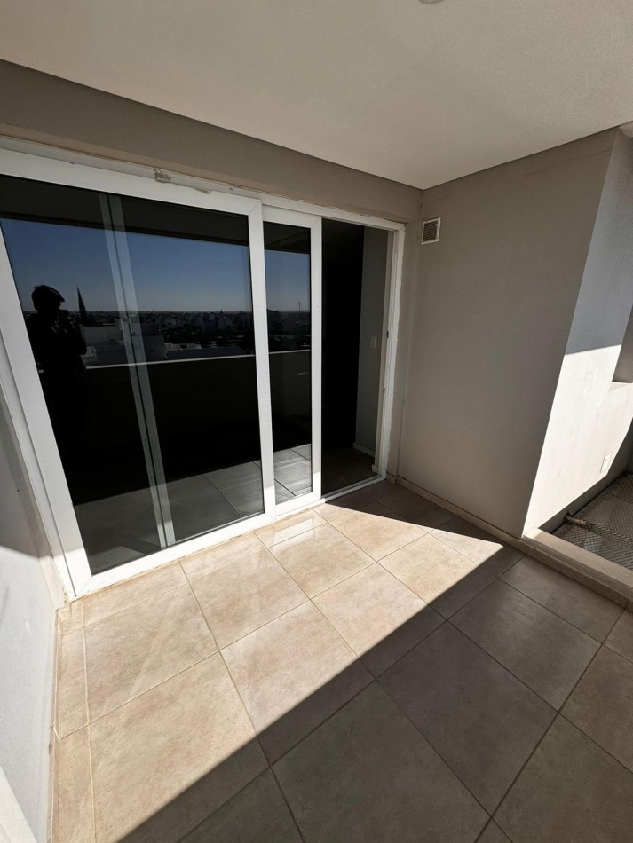 ALQUILO HERMOSO DPTO EN COFICO CON BALCON