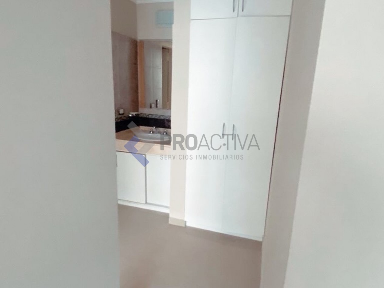 Se vende hermoso dpto en Carlos Paz con cochera 