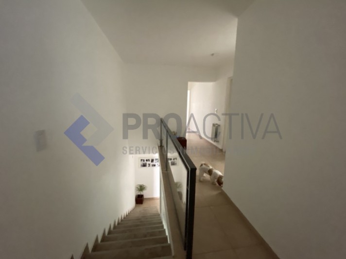 Hermoso duplex con pileta EN VENTA