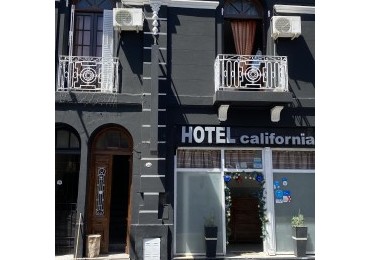 SE VENDE CASA ACTUALMENTE HOTEL CENTRICO
